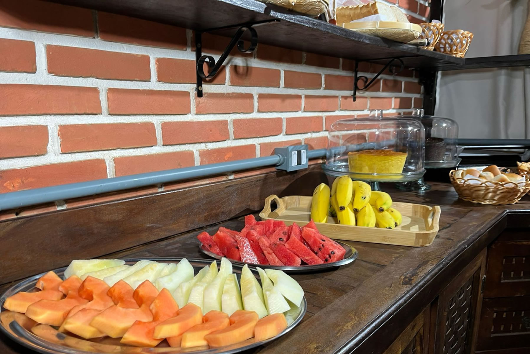pousada-bellissima-cafe-da-manha.v0